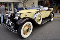 Photo-Collector-Car-Festival-19-1930-Packard-Owner-Chris-Yarrow-2011-08-14