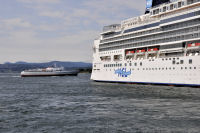 Photo-Cruise-Ships-100-Norwegian-Jewel-2012-07-27