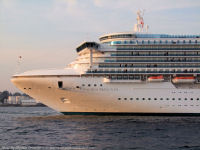Photo-Cruise-Ships-16-Golden-Princess-2008-09-19
