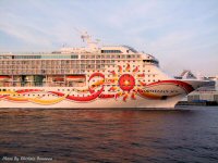 Photo-Cruise-Ships-50-Norwegian-Sun-2008-09-19