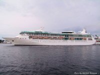 Photo-Cruise-Ships-64-Rhapsody-of-the-Seas-2008-09-20