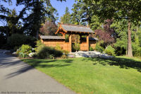 Photo-Esquimalt-Gorge-Park-57-2011-10-18-Entrance-to-the-Japanese-Style-Garden