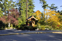 Photo-Esquimalt-Gorge-Park-58-2011-10-18-Entrance-to-the-Japanese-Style-Garden