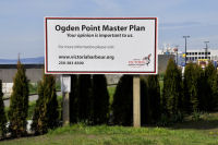 Ogden-Point-3-and-Boats-Sign-at-Ogden-Point-2012-04-22