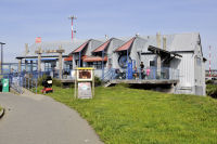 Ogden-Point-4-and-Boats-Cafe-at-Ogden-Point-2012-04-22