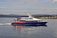 Ogden-Point-46-and-Boats-Victoria-Clipper-IV-Coming-in-Victoria-2012-04-23