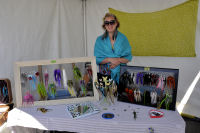 Photo-Victoria-239-Vendors-Made-From-Real-Feathers-2012-07-29