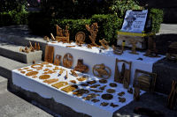 Photo-Victoria-241-Vendors-Wood-Sculptures-2012-07-29