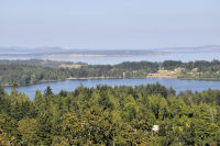 Photo-Victoria-281-View-from-Observatory-Hill-2012-08-11-View-East-to-Elk Lake
