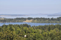 Photo-Victoria-282-View-from-Observatory-Hill-2012-08-11-View-East-to-Elk Lake