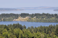 Photo-Victoria-283-View-from-Observatory-Hill-2012-08-11-View-East-to-Elk Lake-close up