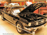 Souped-up-car-42-show-Ottawa-2004-FORD-MUSTANG-1964