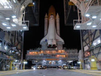wallpaper-NASA-02-Space-Shuttle-Atlantis-fs