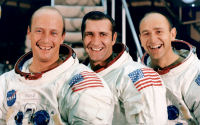 wallpaper-NASA-106-Apolo-12-Crew-Charles-Conrad-Jr.-CMDR-Richard-F.-Gordon-Jr.-CMP-Alan-L.-Bean-LMP-1969-09-22-ws