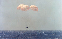 FREE wallpaper-NASA-117-Apollo-12-Splashdown-1969-11-24-Wide-Screen