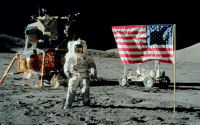 FREE wallpaper-NASA-194-Apollo-17-EVA-1-WS