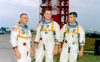 wallpaper-NASA-39-Apollo-204-Crew-that-Died-during-training-by-fire-in-Command-Module-1967-01-17-ws