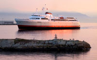 wallpaper-OTHERS-24-COHO-Ferry-in-Victoria-BC-ws