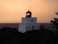 FREE wallpaper-Sunrises-Sunsets-38-Rise-at-Amphitrite-Lighthouse-UCLUELET-B.C-2008-12-17-FS