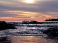 FREE wallpaper-Sunrises-Sunsets-66-Sets-at-Chesterman-Beach-TOFINO-B.C.-2009-01-14-FS