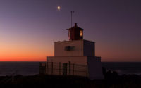 FREE wallpaper-Sunrises-Sunsets-79-Rise-at-Amphitrite-Lighthouse-UCLUELET-B.C.-2009-01-19-WS