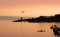 FREE wallpaper-Sunrises-Sunsets-88-Sets-Late-Seaplane-arrival-in-VICTORIA-B.C-2009-09-22-WS