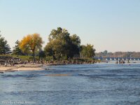 Photo-Ottawa-51-2004-10-07-river-side