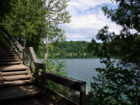 Photo-Pink-Lake-76-View-of-the-Trail-and-Lake-Parc-de-la-Gatineau-2009-07-06