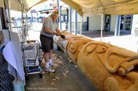 Photo-Trip-to-Port-Angeles-34-2010-07-23-TOTEMPOLE-SCULPTOR
