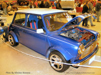 Souped-up-car-33-show-Ottawa-2004