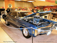 Souped-up-car-76-show-Ottawa-2004-Ford-IMPALA-SS