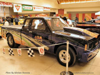 Souped-up-car-80-show-Ottawa-2004-GMC-TRUCK