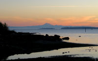 FREE wallpaper-Sunrises-Sunsets-28-Rise-Mount-Baker-From-OAK-BAY-VICTORIA-B.C-2007-10-23-WS