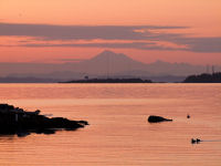FREE wallpaper-Sunrises-Sunsets-31-Rise-Mont-Baker-VICTORIA-B.C-2008-05-09-FS