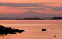 FREE wallpaper-Sunrises-Sunsets-31-Rise-Mont-Baker-VICTORIA-B.C-2008-05-09-WS